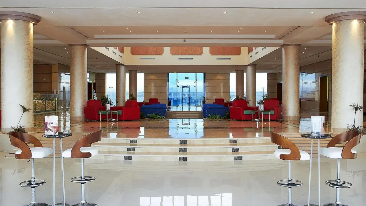 الفندق كازا ماري ريزورت - مرسى علم